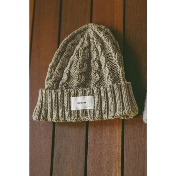 JOAH BROWN CABLE KNIT BEANIE - Picture 3 of 5